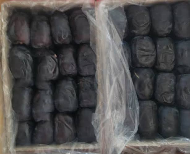 تصویر 2 از خرما مضافتی درشت آبدار و گوشتی جنوب ایران